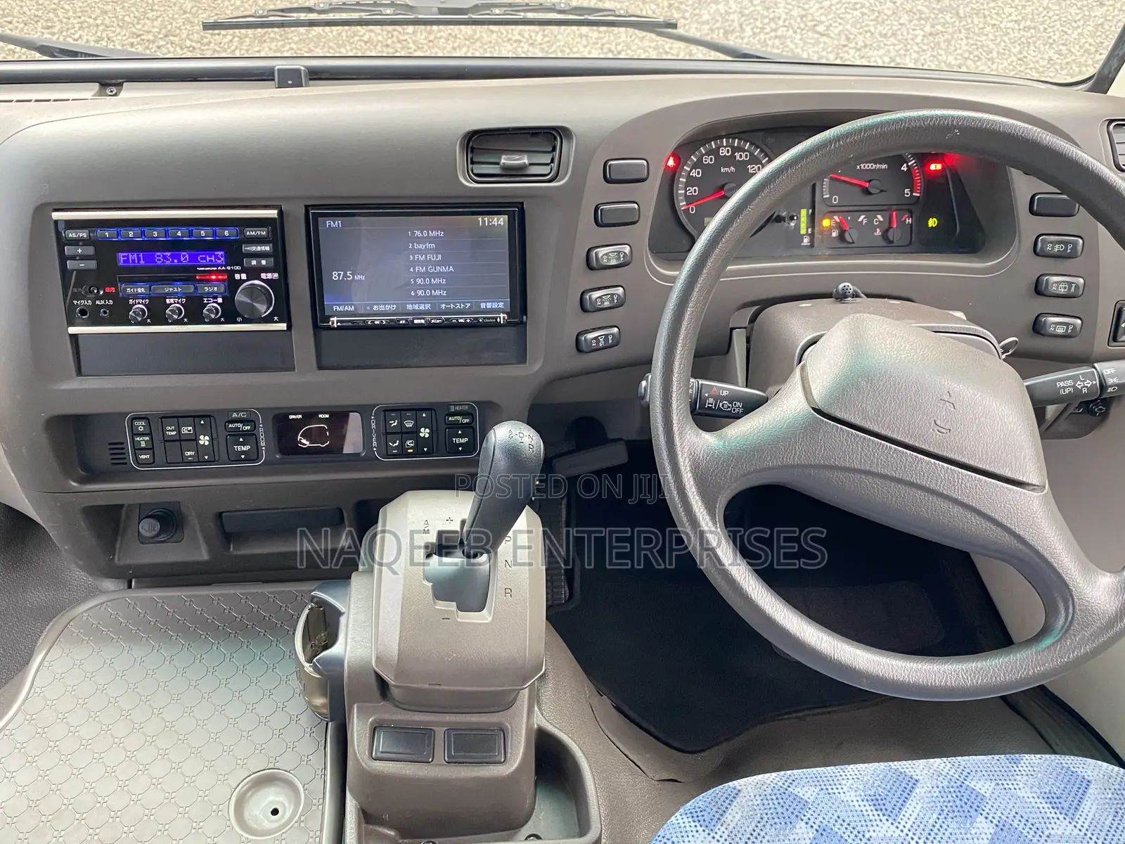 Mitsubishi Fuso Rosa 2019 White