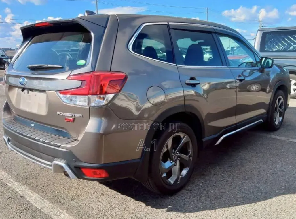 Subaru Forester Touring AWD 2020 Gold