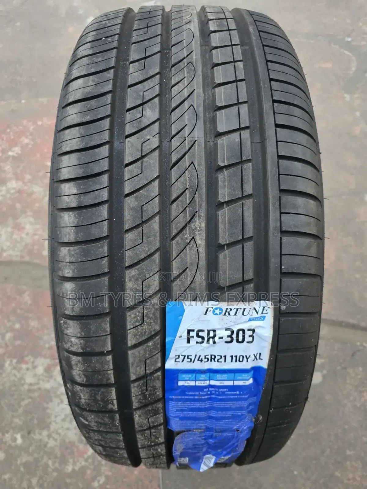 275 /45 R21 Fortune Tires