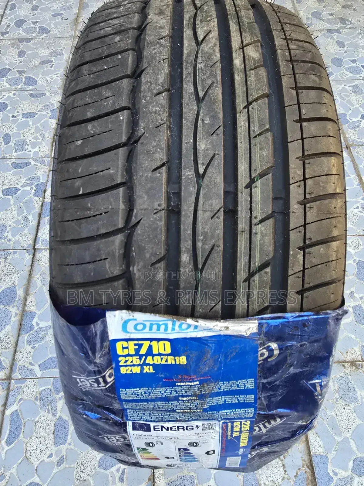 225 /40 R18 Comforser Tires