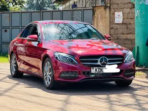 Mercedes-Benz C200 2016 Red