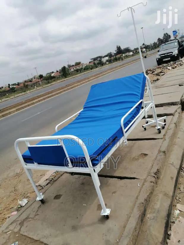 Hospital Bed + Waterproof Mattress - thumbnail 2