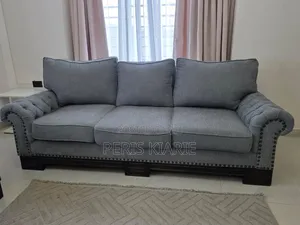 8 Seater (3,3,2)