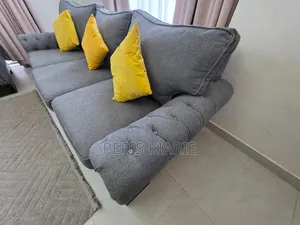 8 Seater (3,3,2)