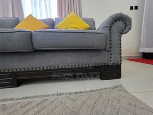 8 Seater (3,3,2)