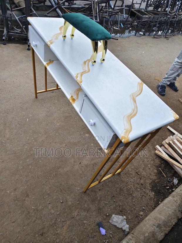 Nail Table With Drawers and Mable Top - thumbnail 2