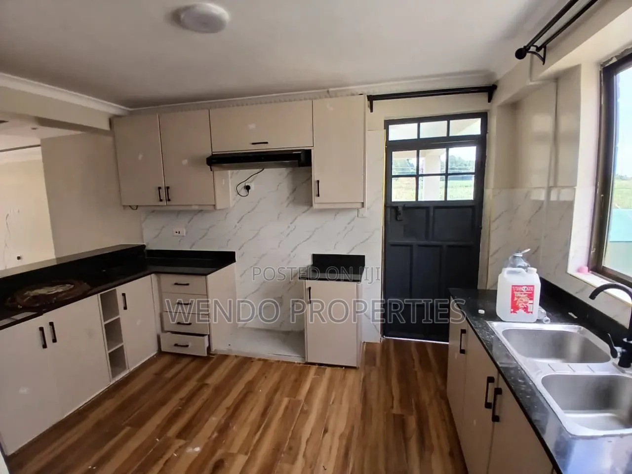 3bdrm Apartment in Karen C for rent