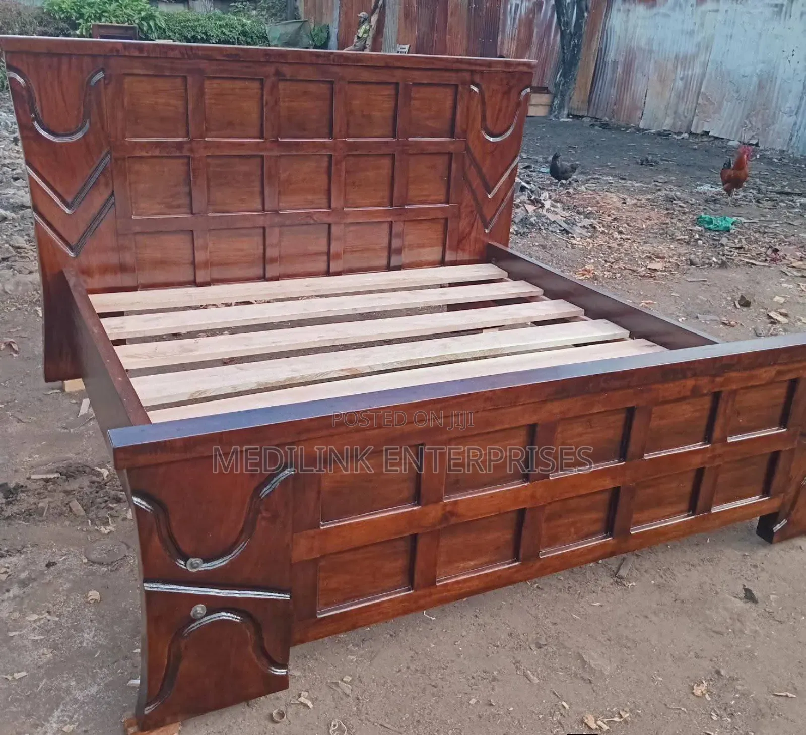 Boxed Design King Sized Mahogany Beds (6*6)