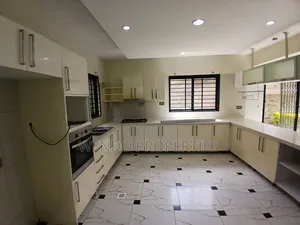 3bdrm Villa in Karen C for rent