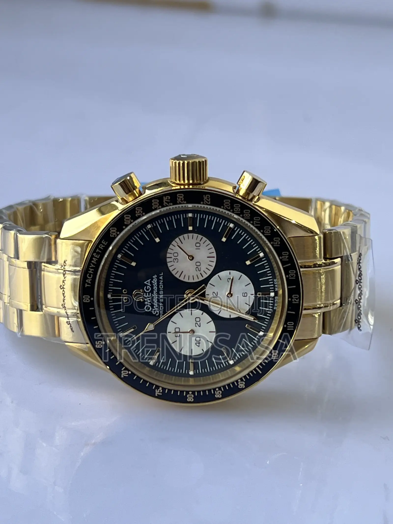 Omega Speedmaster Chronograph Yellow Gold Watch