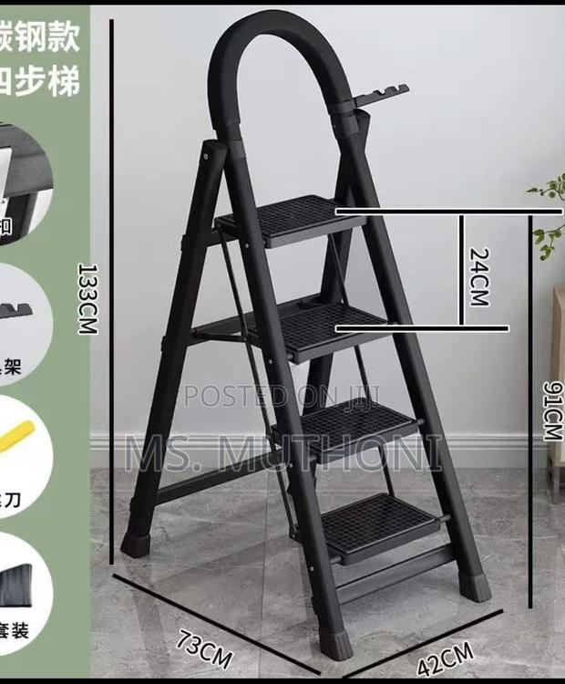 Strong Load-Bearing Capacity 4 Steps Portable Foldable Ladder* - thumbnail 4