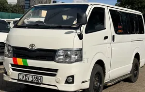 Toyota HiAce 2012 White