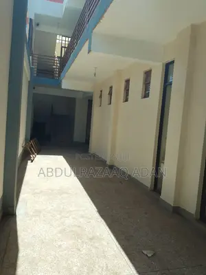 Prime Income Generating Commercial Building