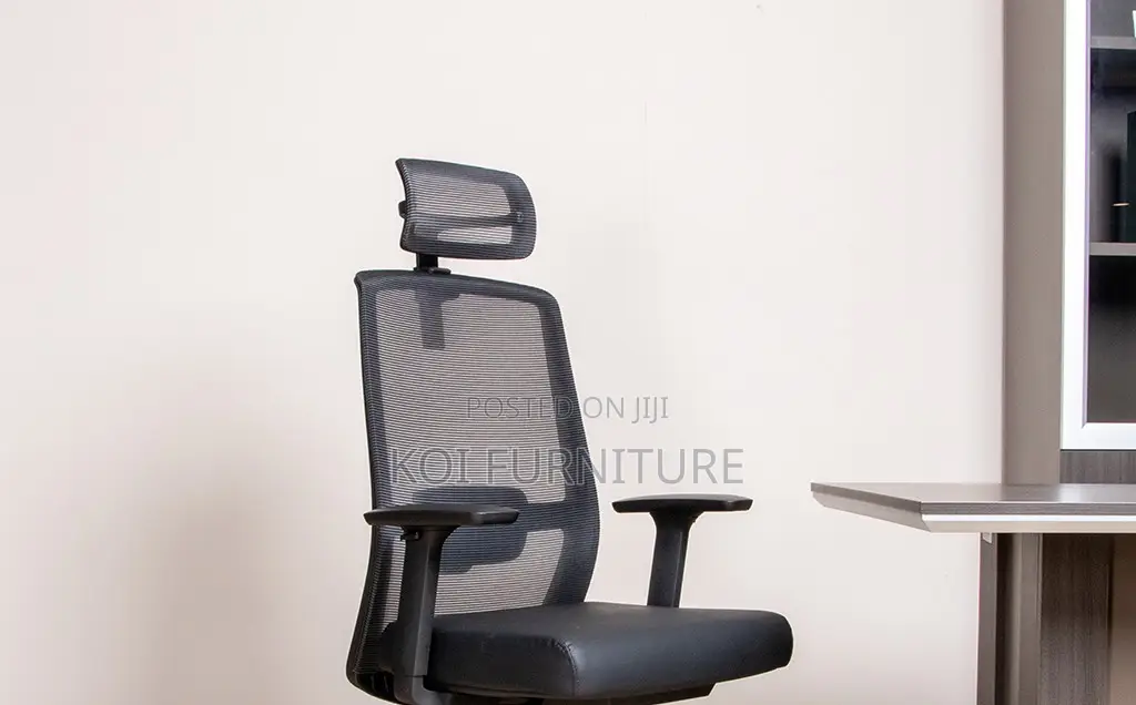Office Chairs; Ue-02bhs Col Black Mesh Executive Office Chairs