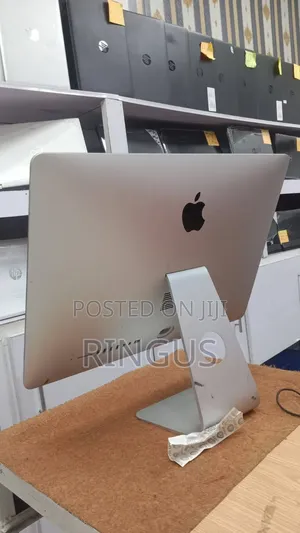 Desktop Computer Apple iMac 16GB Intel Core i5 SSD 256GB