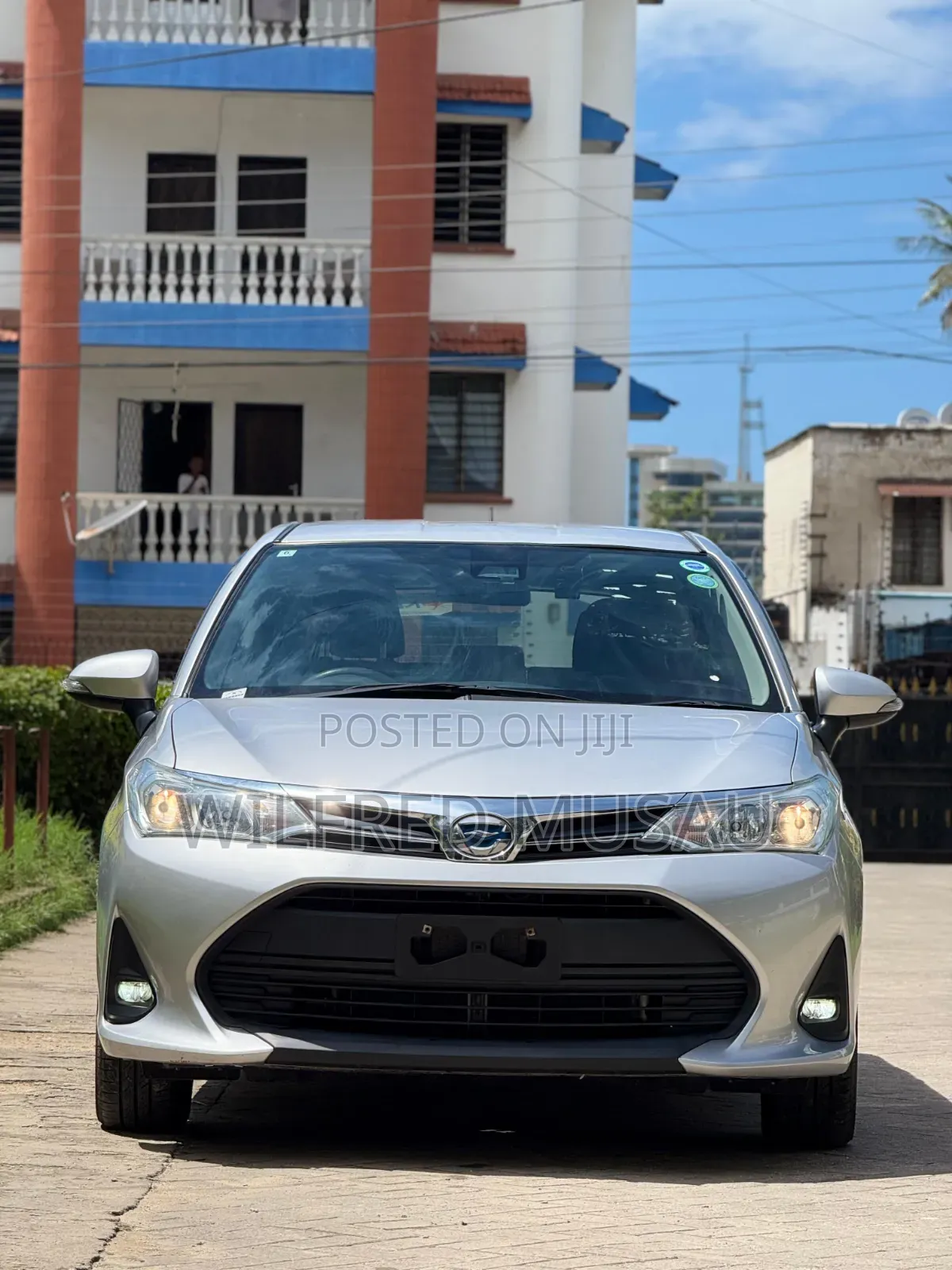 Toyota Corolla Fielder 1.5 Hybrid FWD 2020 Silver