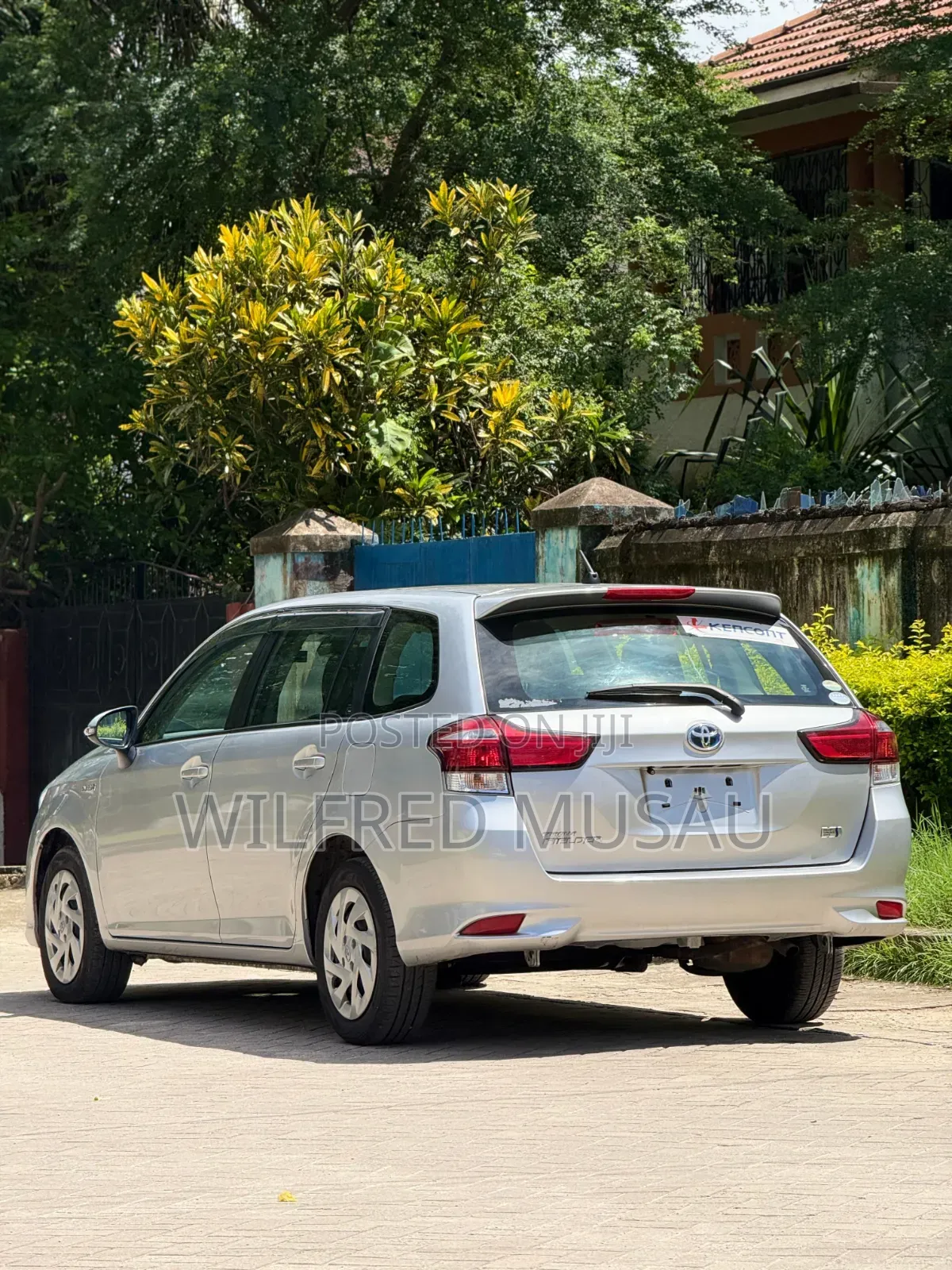 Toyota Corolla Fielder 1.5 Hybrid FWD 2020 Silver
