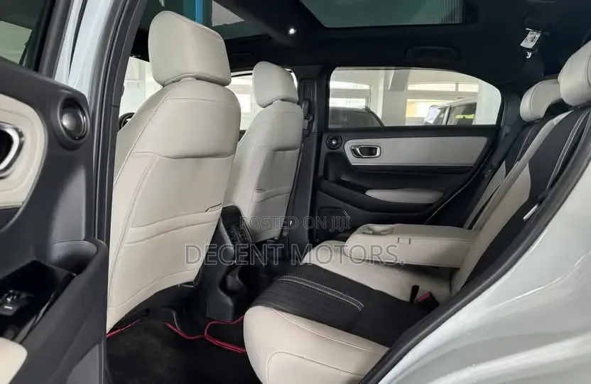 Honda Vezel 1.5 Hybrid 2WD 2020 White