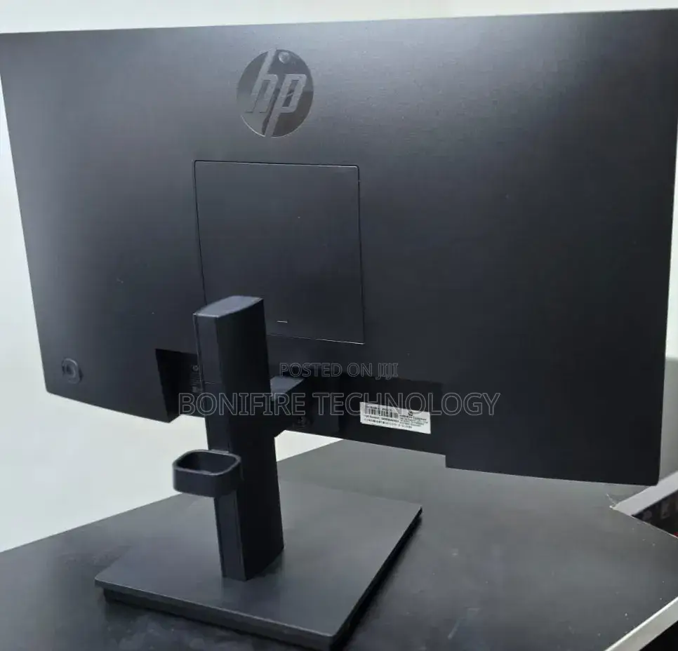 Hp 24 Inch Monitor 
Model: P24h G5 
Size : 24inches