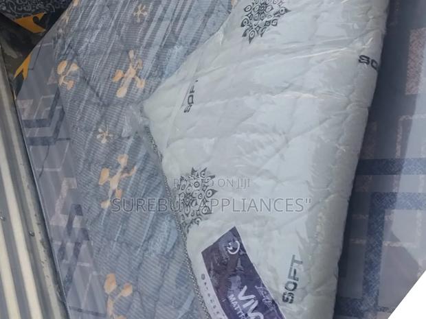 Comfortnest 5x6 Memory Foam Mattress Topper