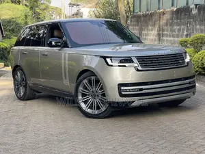 Land Rover Range Rover Vogue 2022 Gold