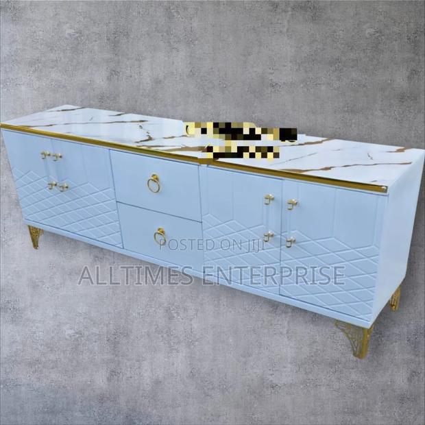 6 FTS Modern Box Tv Stand