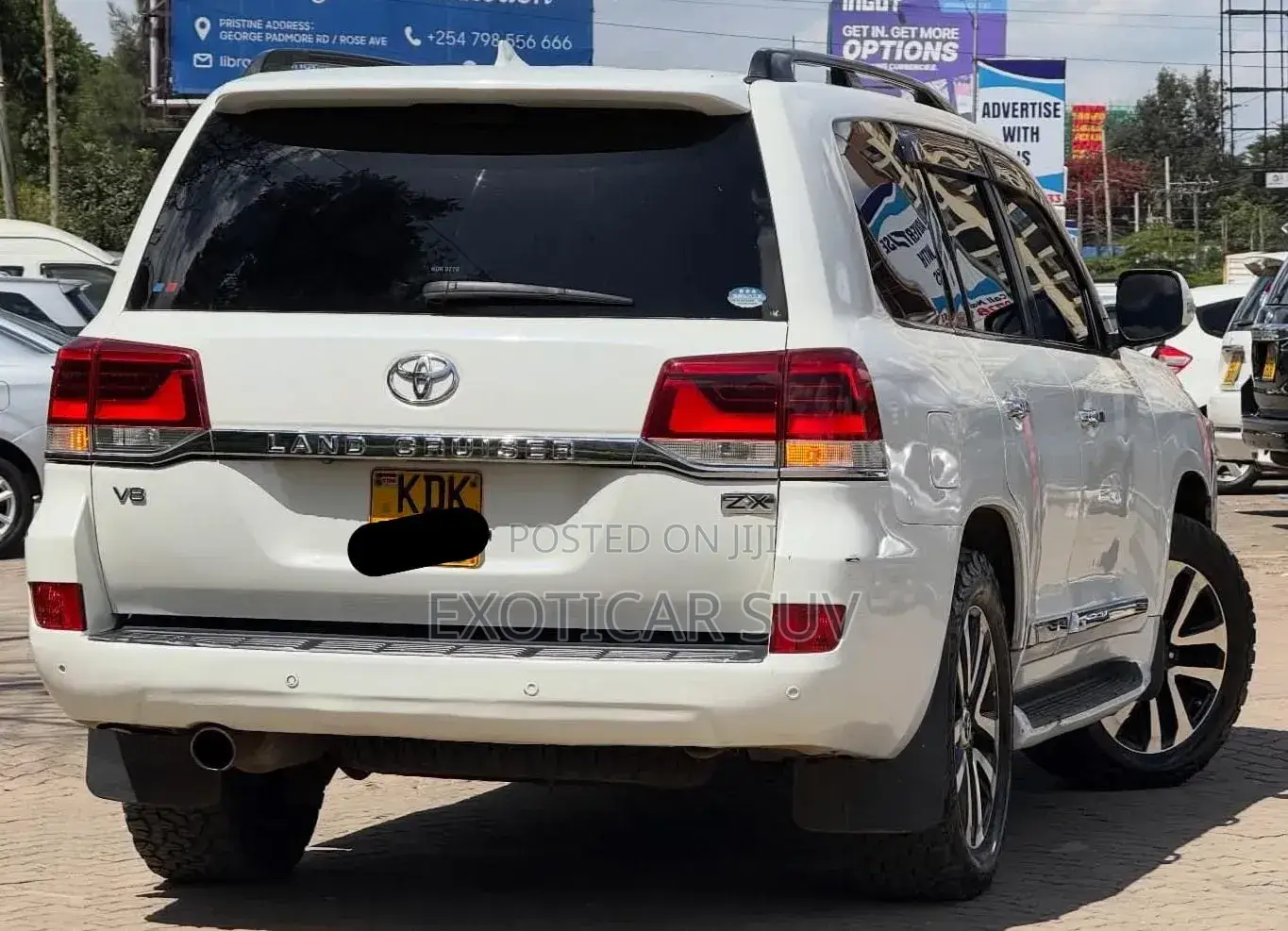 Toyota Land Cruiser 4.6 V8 ZX 2015 White
