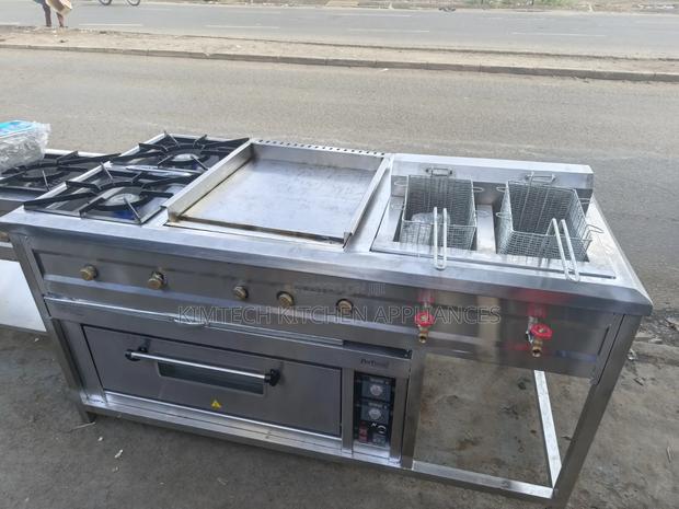 Combined Cooking Unit. - main view