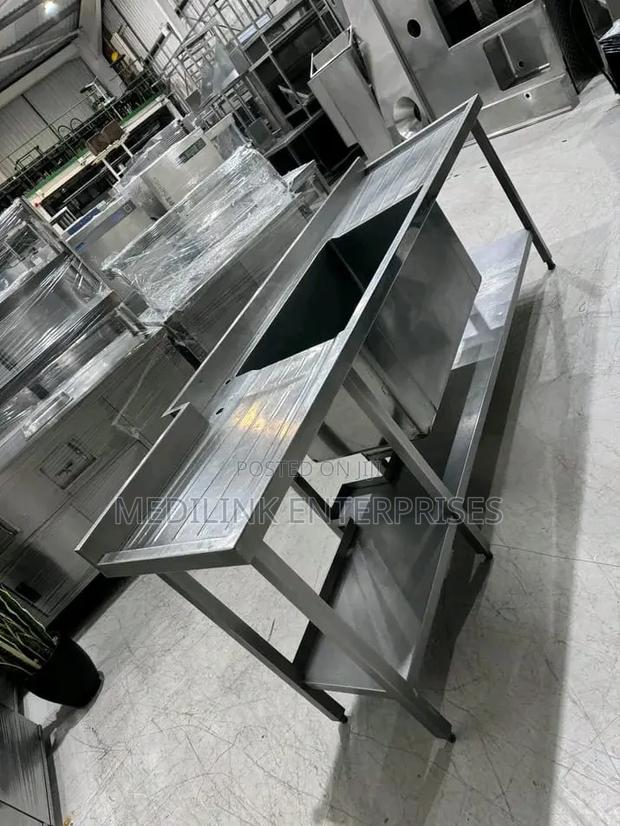 Customized Ss Stainless Free Stand Sink