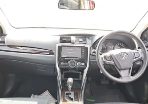 Toyota Premio 1.8 FWD 2019 Silver