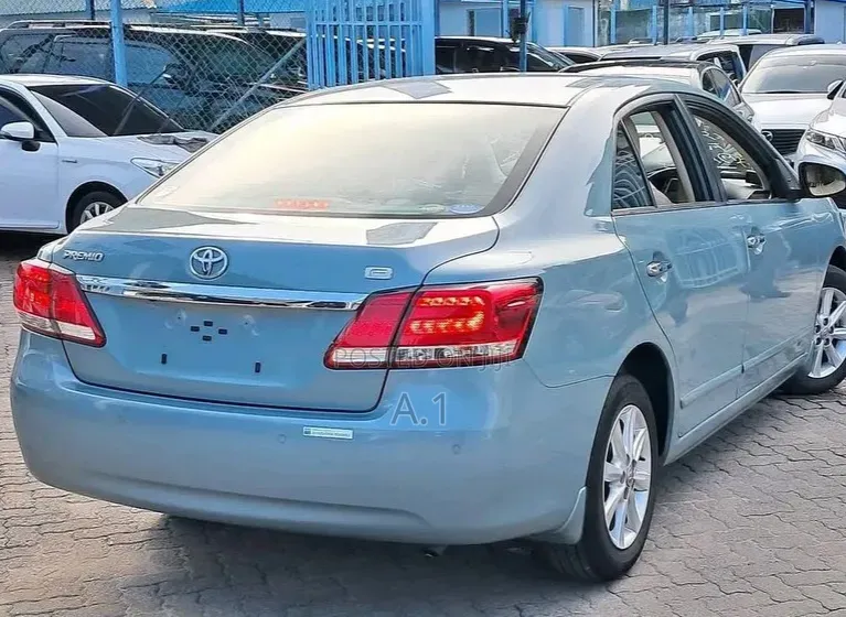 Toyota Premio 1.5 FWD 2019 Blue