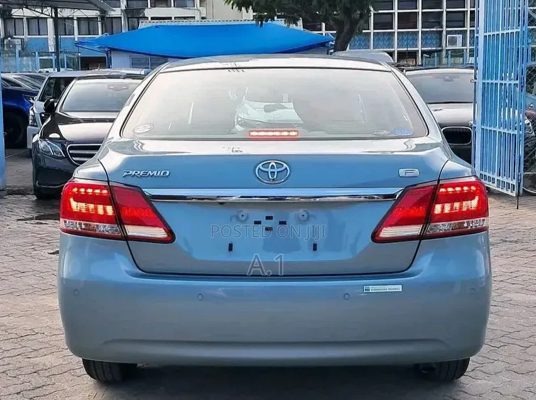 Toyota Premio 1.5 FWD 2019 Blue
