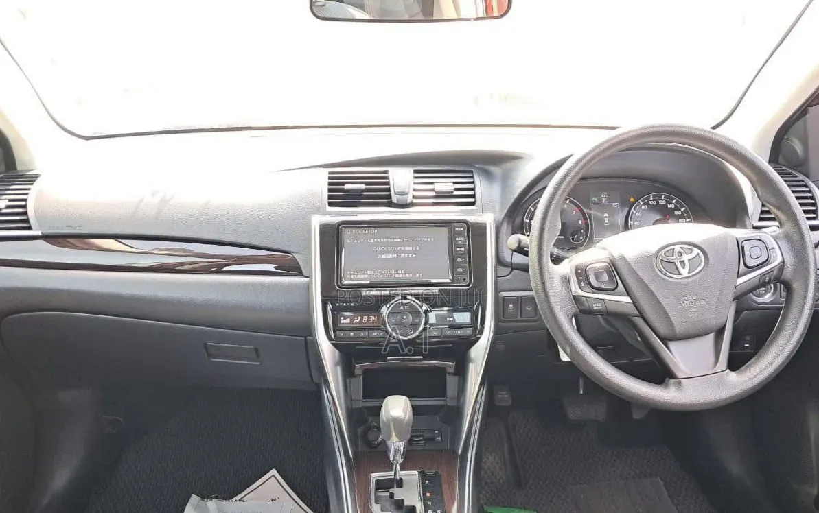 Toyota Premio 1.5 FWD 2019 Maroon
