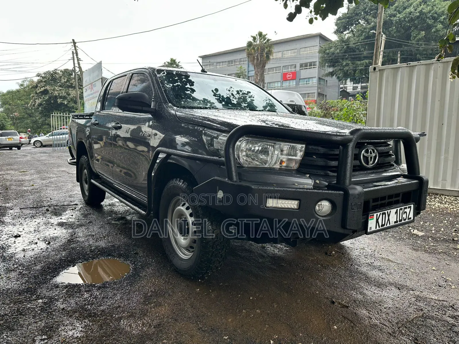 Toyota Hilux Revo Double Cab Deisel 2.4 AWD 2021 Black
