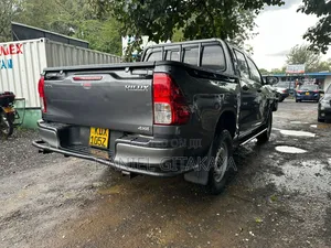Toyota Hilux Revo Double Cab Deisel 2.4 AWD 2021 Black