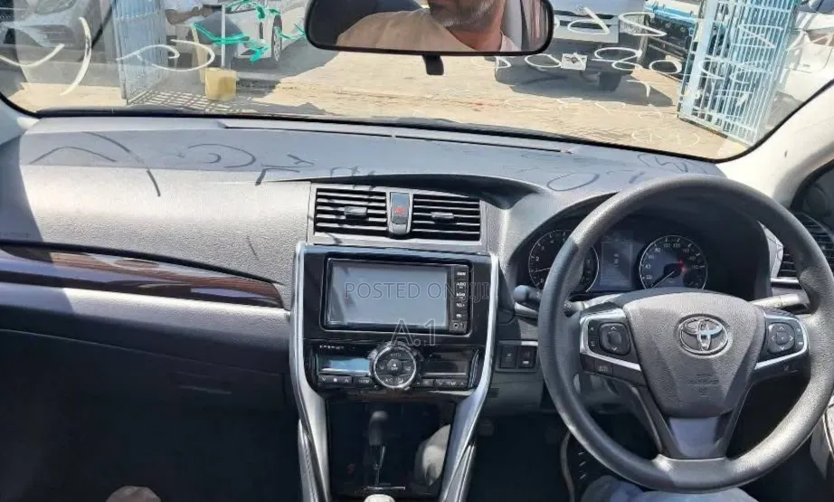 Toyota Premio 1.5 FWD 2019 Red