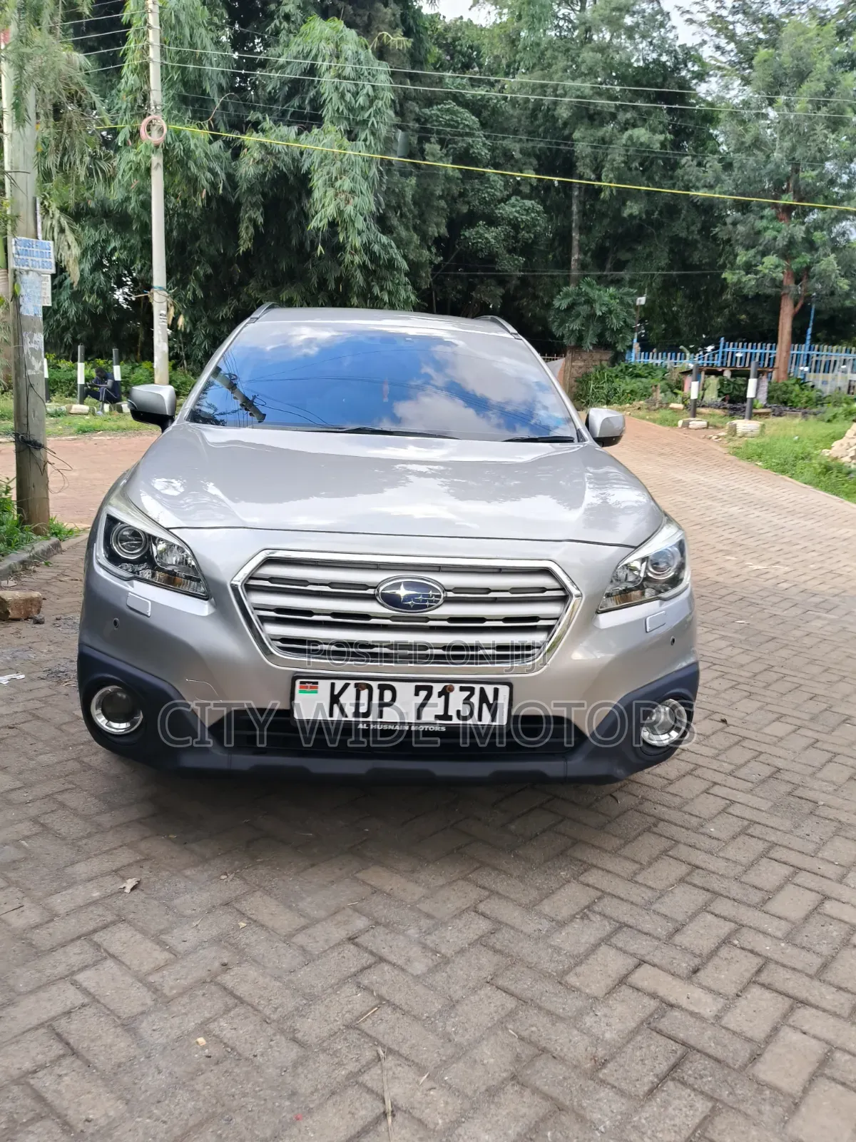 Subaru Outback 2.5i Premium AWD 2016 Gold