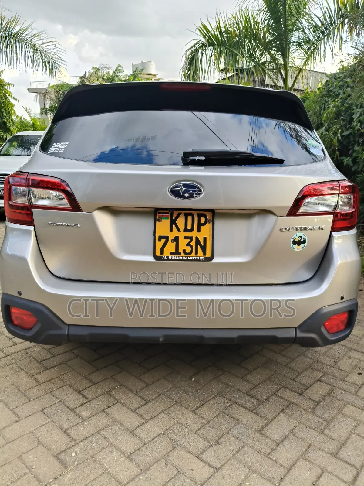 Subaru Outback 2.5i Premium AWD 2016 Gold