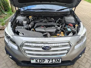 Subaru Outback 2.5i Premium AWD 2016 Gold