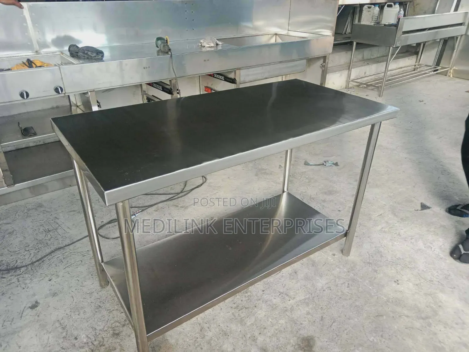Customized Ss 211 Commercial Preparation Tables 2*6ft