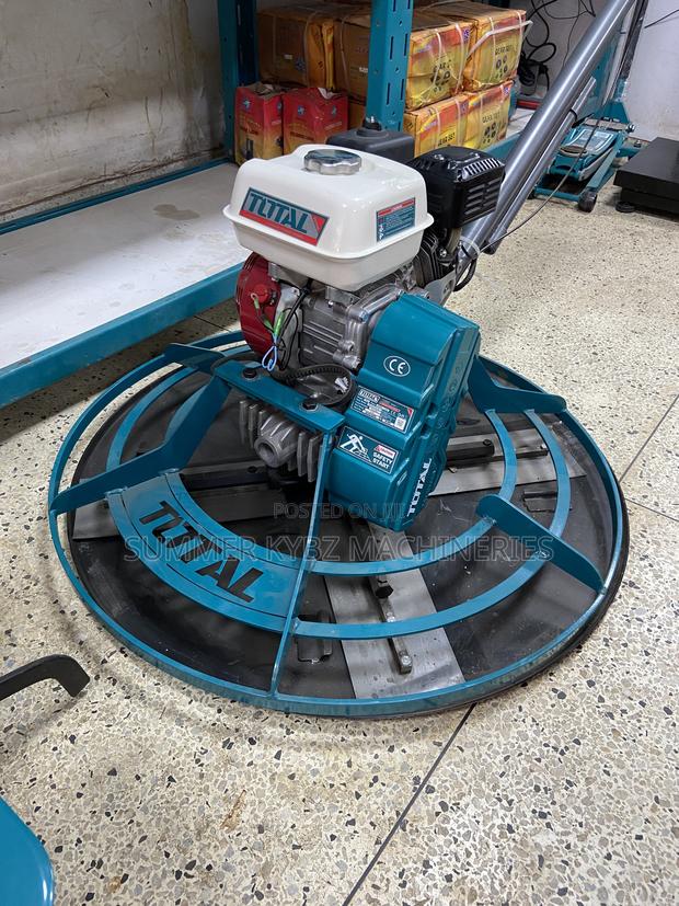 Total Gasoline Power Trowel