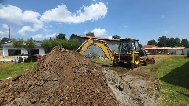 Backhoe Catapillar - thumbnail 5