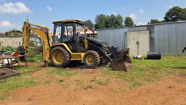 Backhoe Catapillar - thumbnail 6