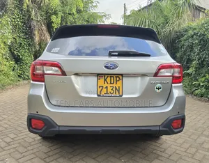 Subaru Outback 2016 Gray