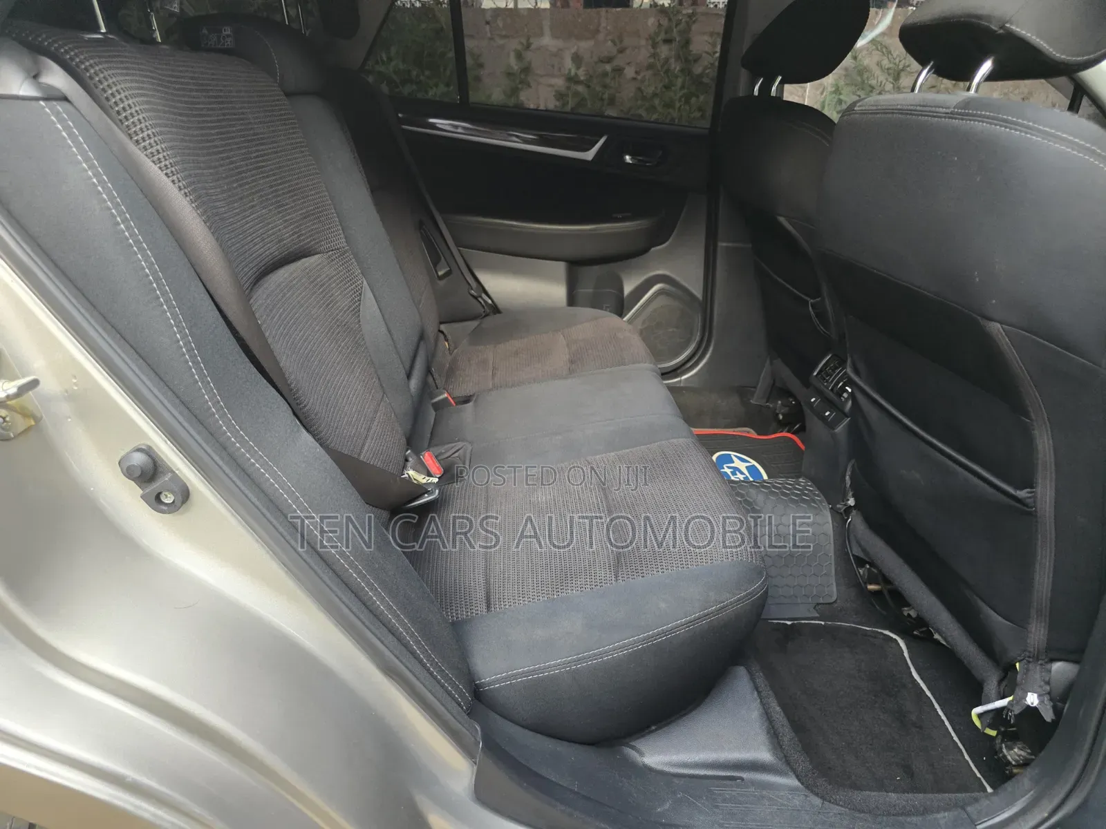 Subaru Outback 2016 Gray
