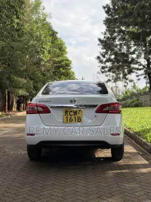 Nissan Bluebird 2013 White