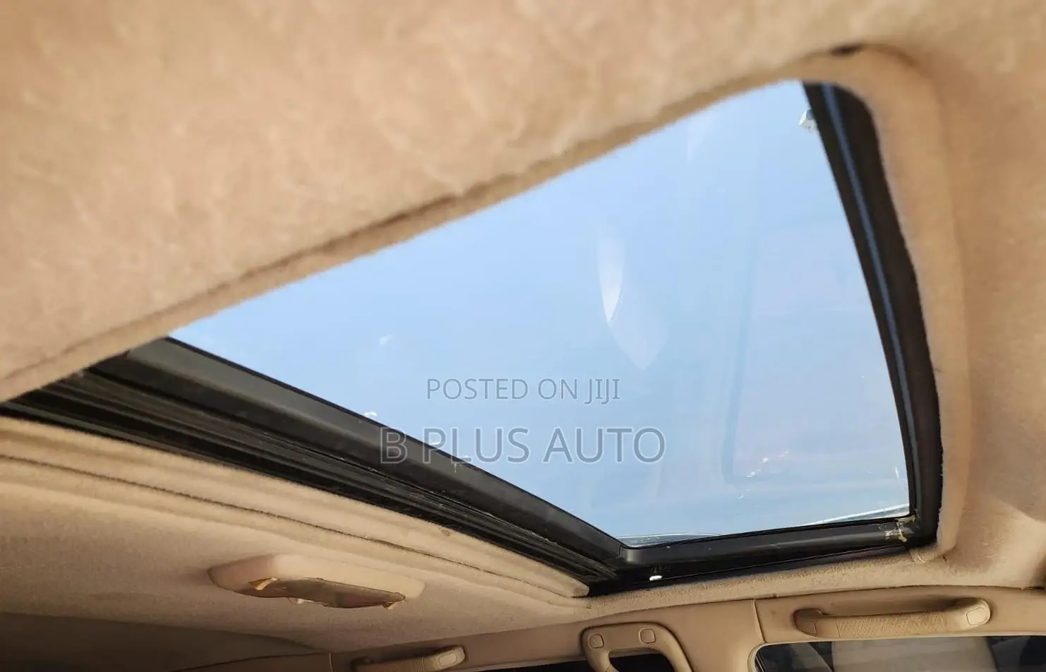 Toyota Land Cruiser 1999 White