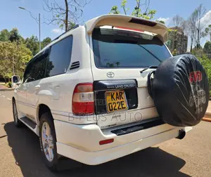 Toyota Land Cruiser 1999 White
