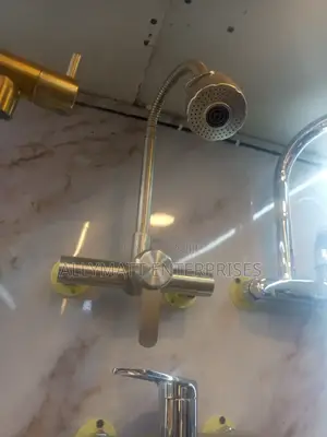 Flexible Wall Mixer Tap
