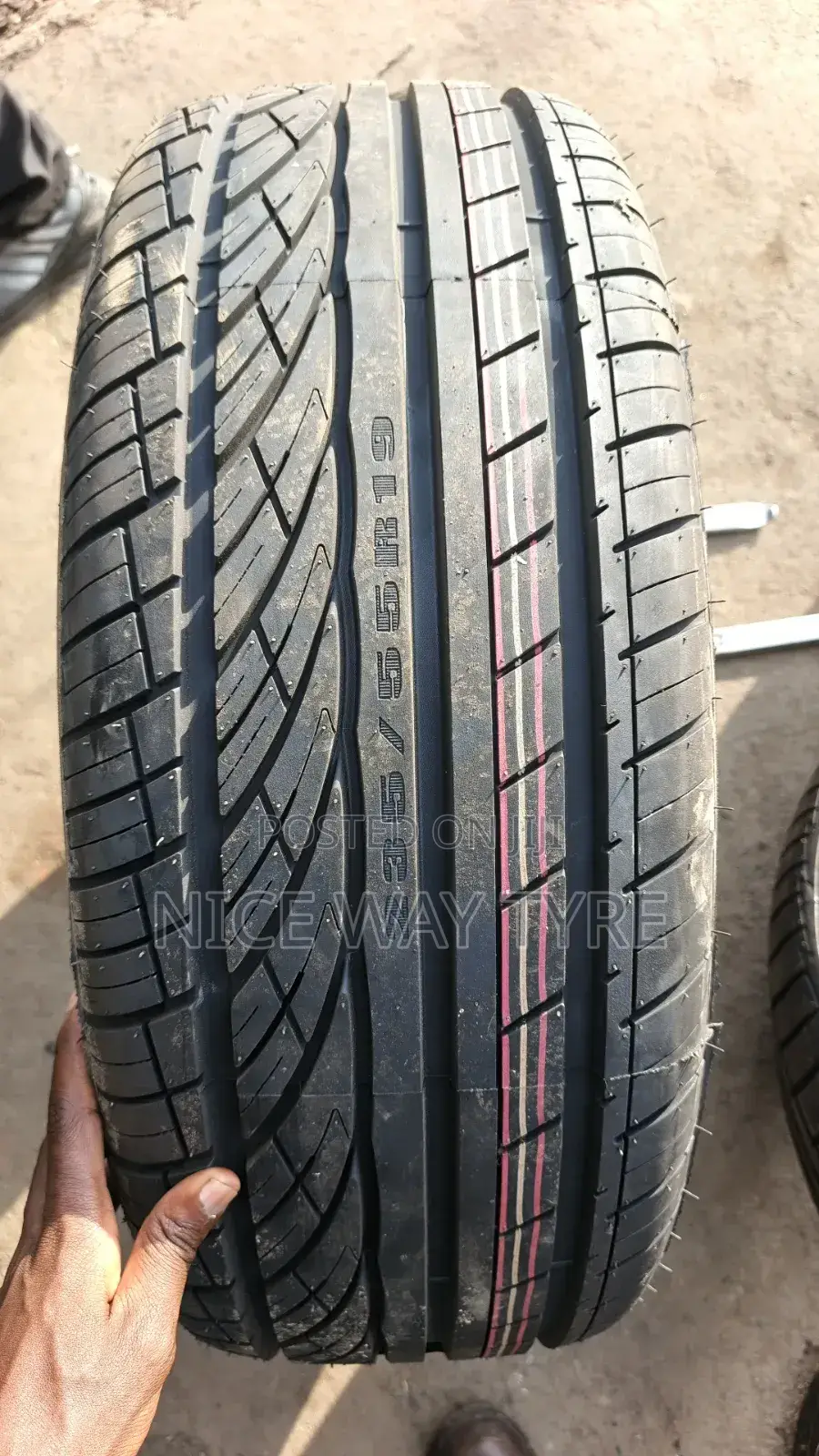 235/55r19 Hifly